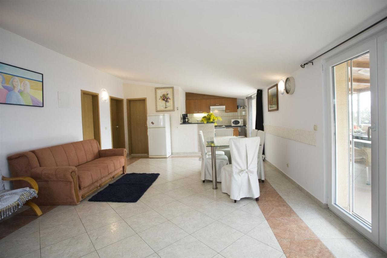 Apartments Gudelj Trogir Eksteriør bilde