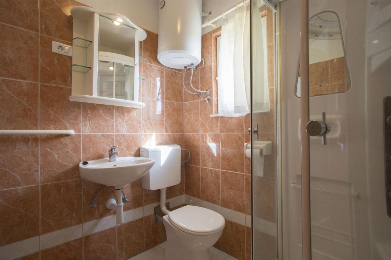 Apartments Gudelj Trogir Eksteriør bilde